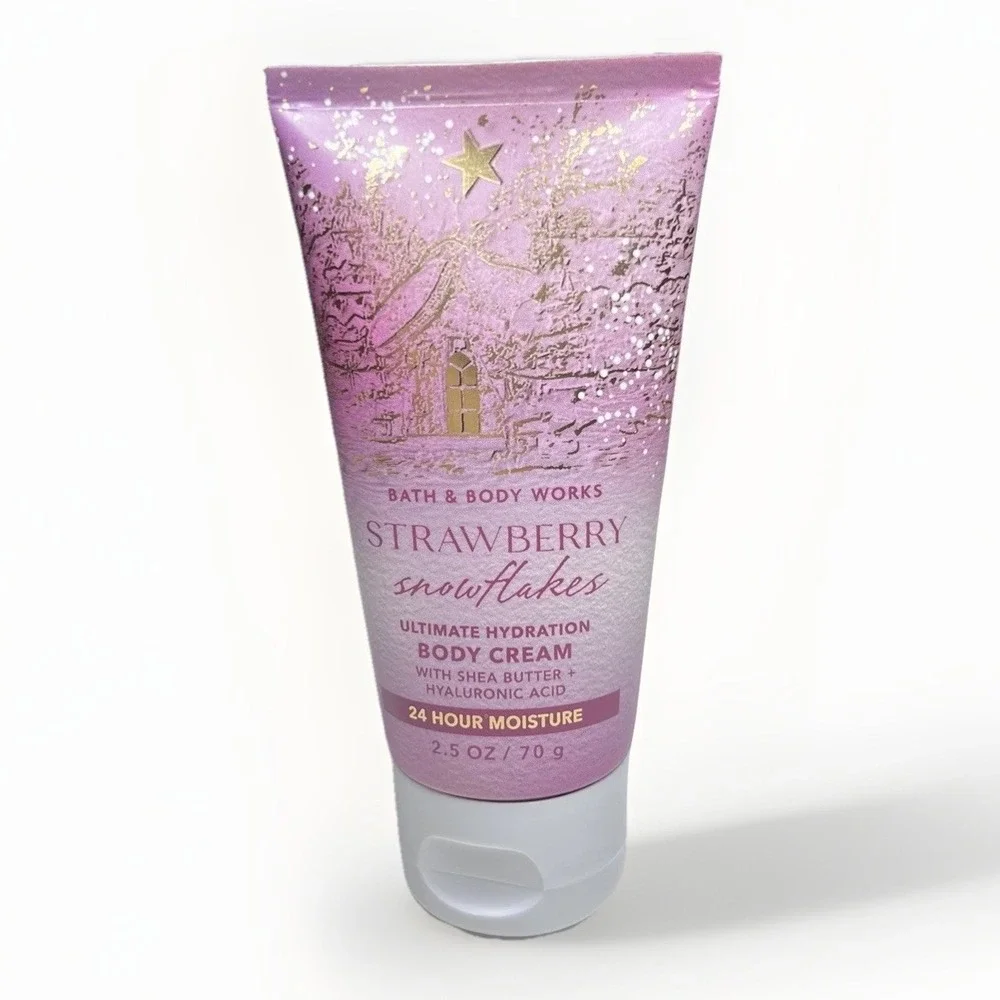 Bath &‎ Body Works Strawberry Snowflakes Body Lotion Ultimate Hydration 2.5 oz